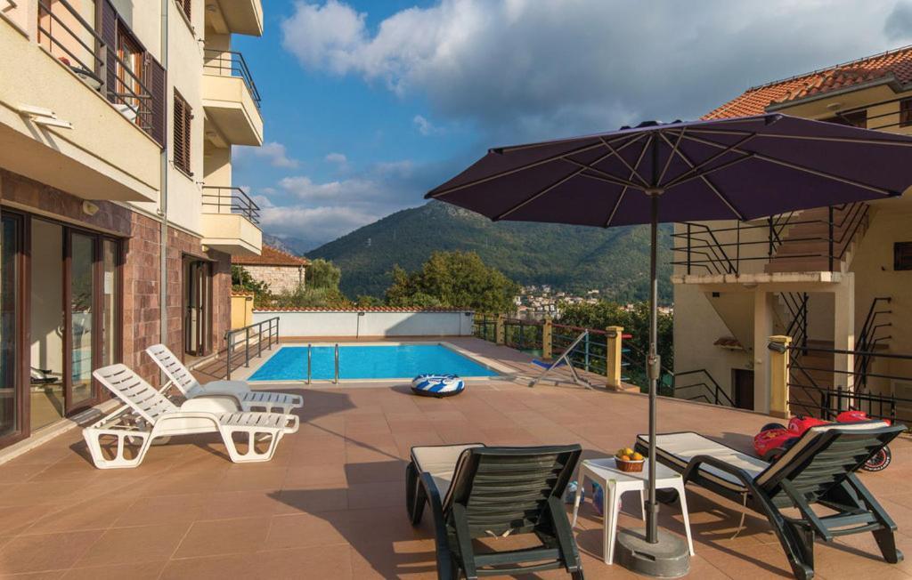 Port Adria Apartments Kamenari Exterior photo